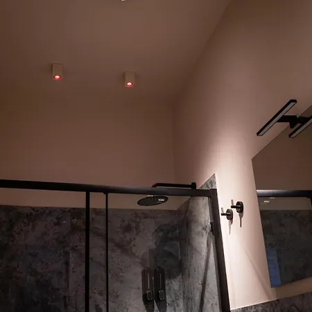 Moon Luxury ゲストハウス カターニア